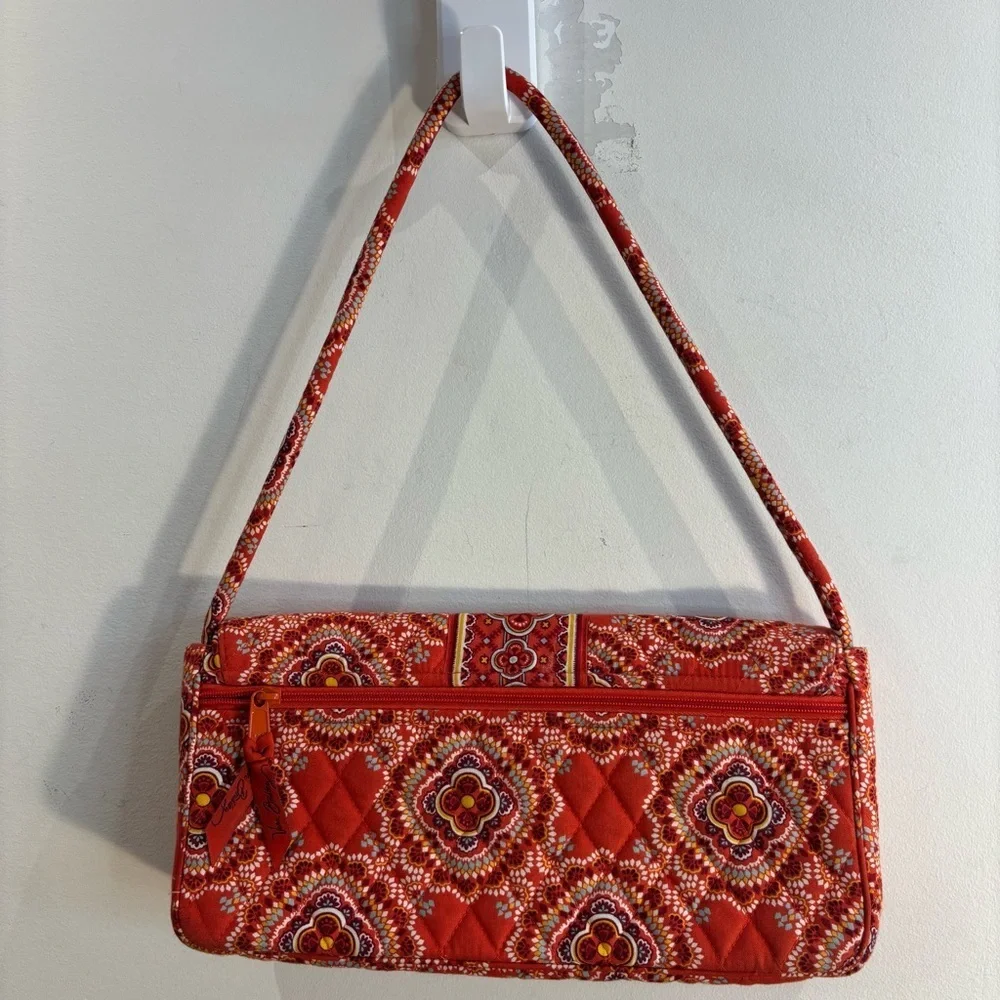 VERA BRADLEY Baguette Shoulder Bag Paisley Print Front Knot Snap Closure Quilted - Picture 3 of 16